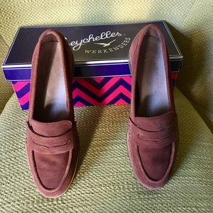 Suede Seychelles loafers size 7